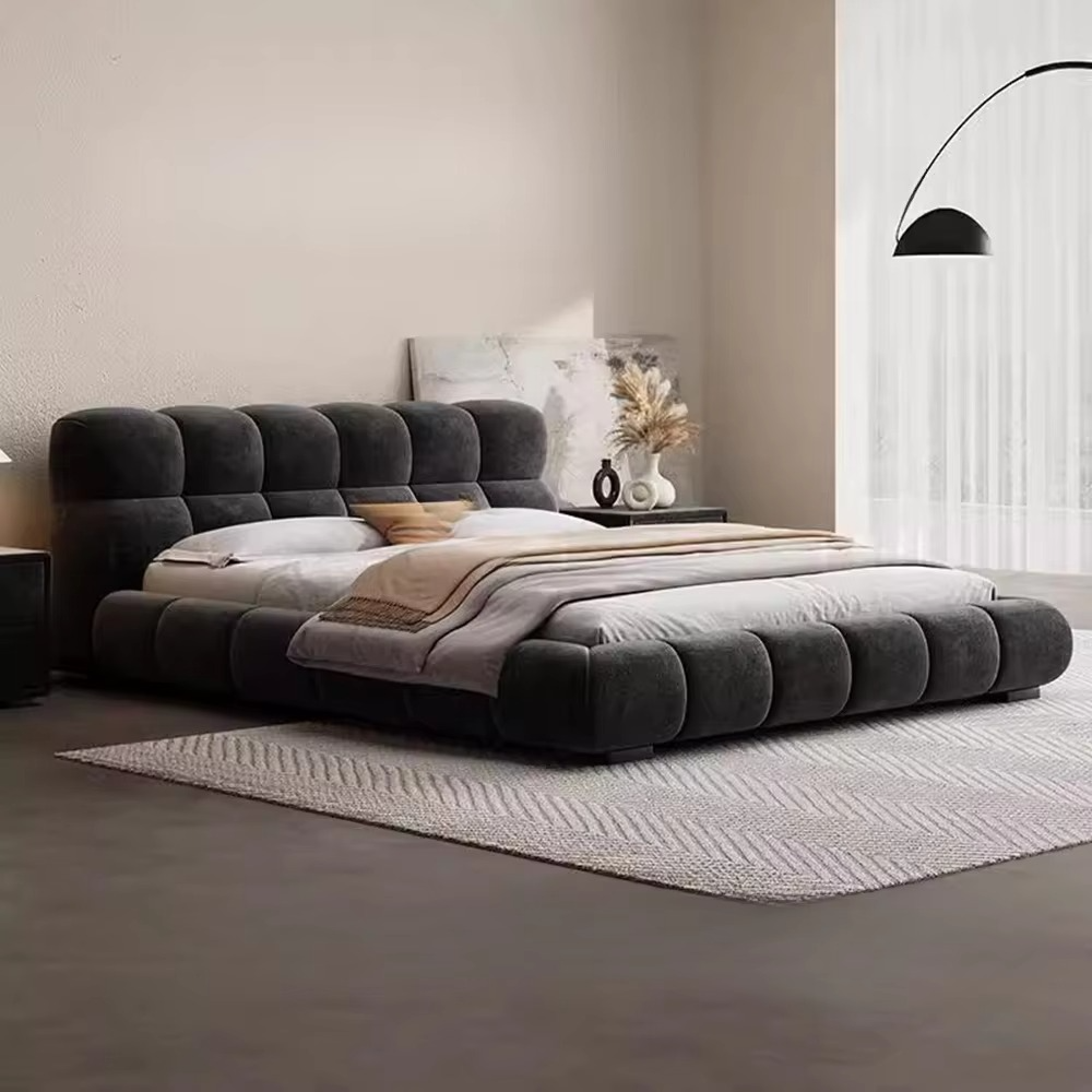 Cozy Bed For Modern Bedroom.