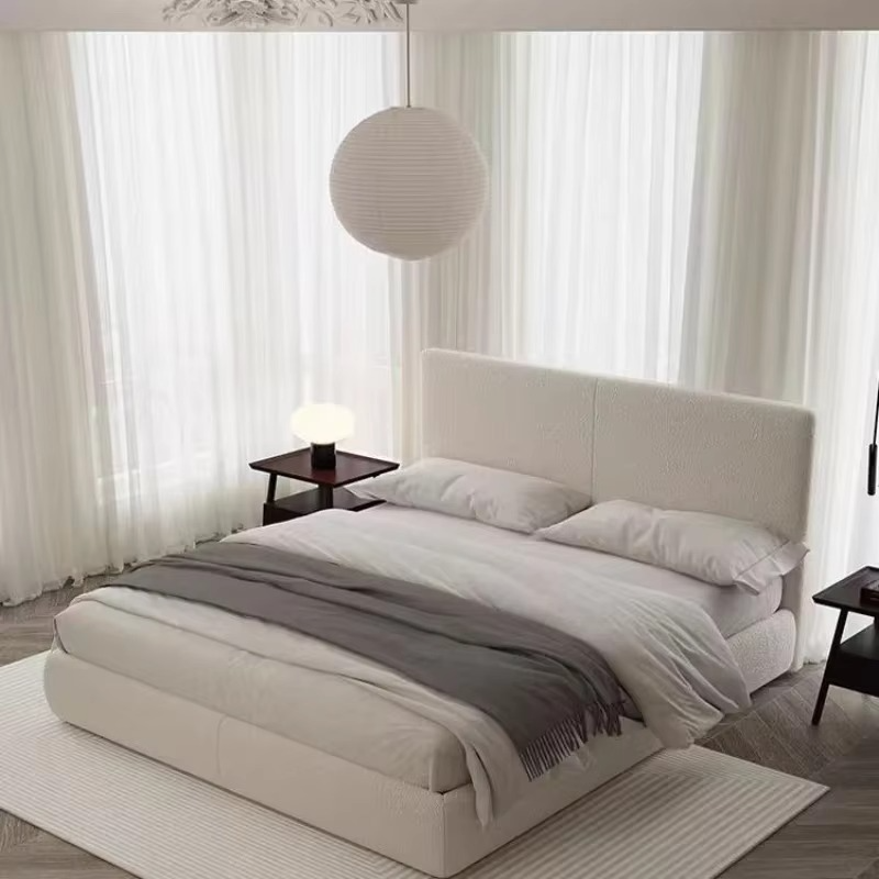 Modern Minimalist Upholstered Platform Bed.